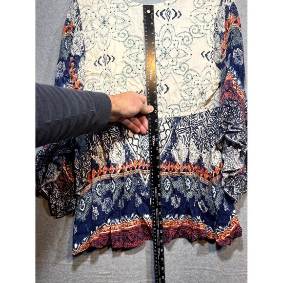 Angie Tunic‎ Top Women's Medium Multicolor Floral V-Neck Bell Sleeve Pullover - Picture 8 of 9